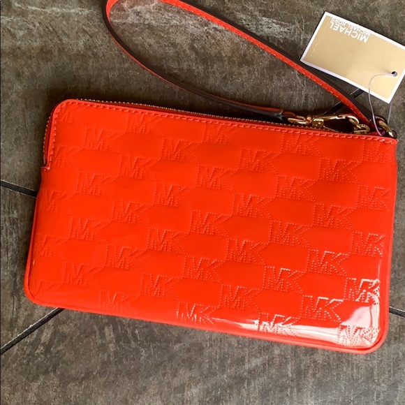 MICHAEL KORS JET SET ITEM LG GUSSET WRISTLET - Picture 5 of 16